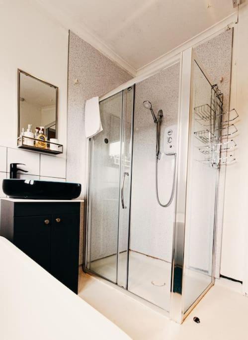 Friars Bush House Belfast - Stunning 4 Bedroom Detached House In Exclusive Queens Quarter Luxury Belfast City Centre Bagian luar foto